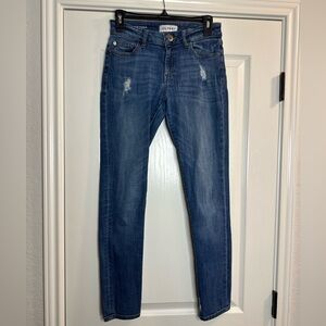 DL1961 Florence Instasculpt Distressed Denim
Jeans in Abrams Wash Size 27